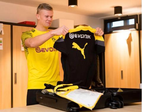 官方：前曼联青训教练西蒙-怀尔斯出任利物浦U18主帅