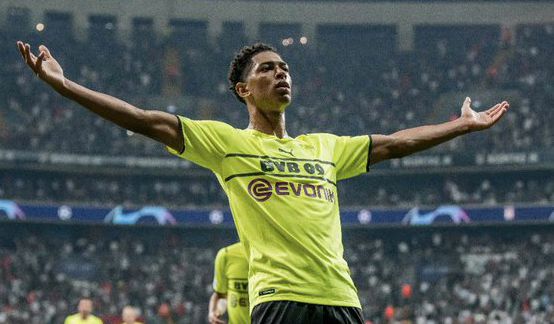 这波操作真是离谱又好看