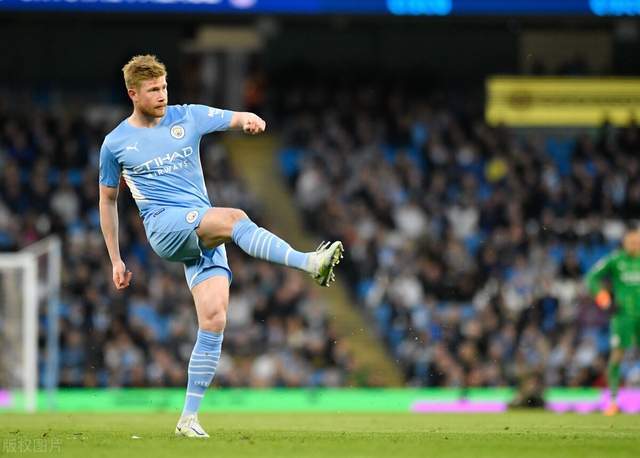 吉鲁帽子戏法助阿森纳3-0胜奥林匹亚科斯晋级欧冠16强