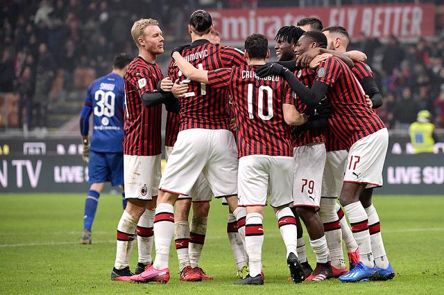 津媒：李嗣镕又帅又能打，首秀4分钟进球排名津门虎队史第一