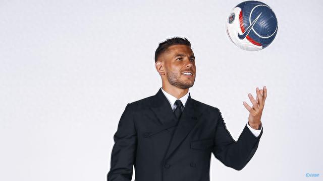 罗马诺：我保证曼联没有告诉霍伊伦他已经不在计划之中