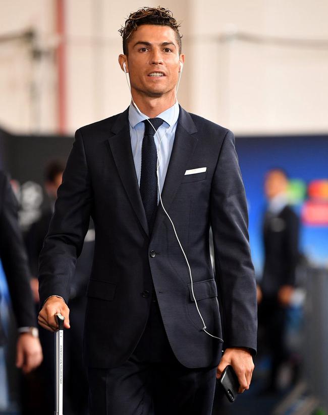 弑旧主，费瓦斯曾与林良铭、巴尔韦德在皇马B队做过队友